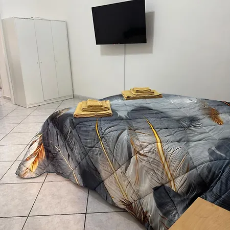 Pathouse Con Terrazzo Nel Centro Di * Naples